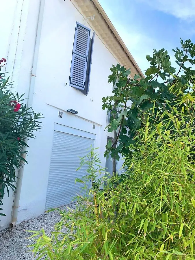 Haut De Villa Entre Mer Et Campagne Hyeres 0*,